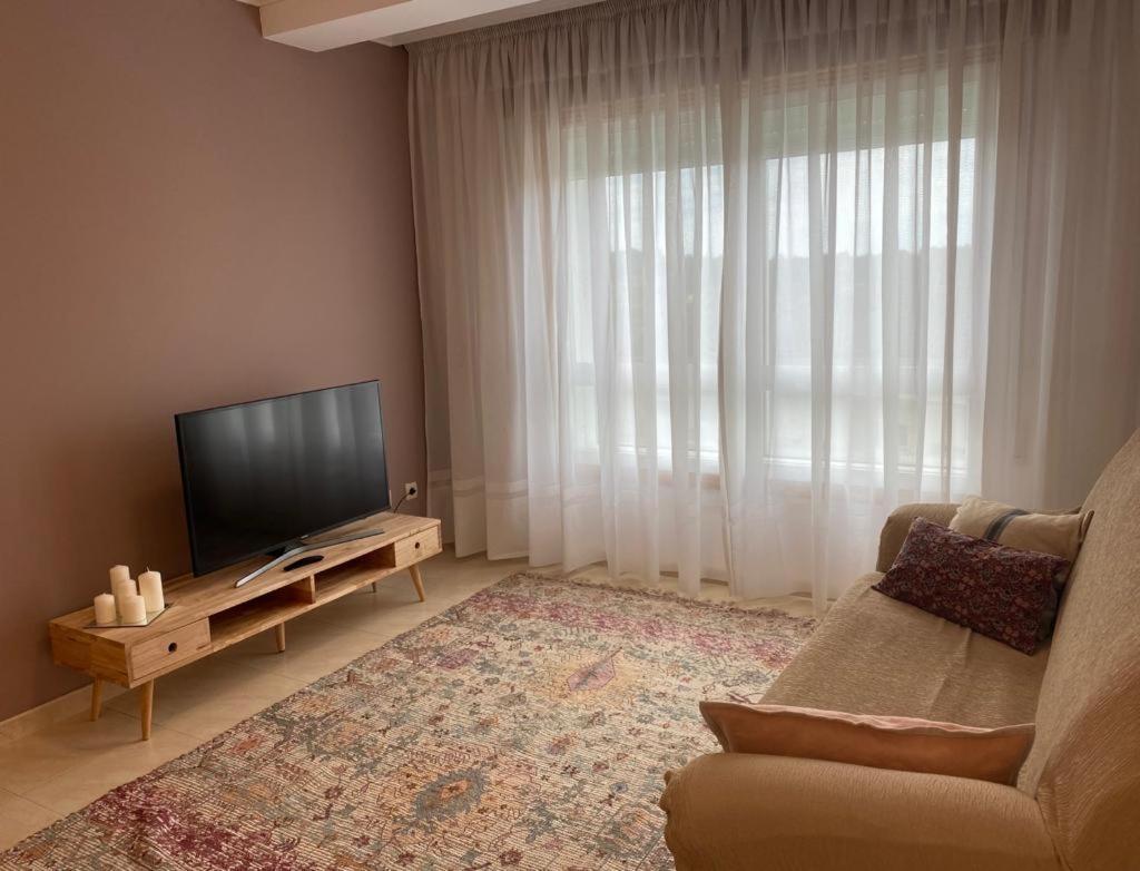 Tu Hogar En El Corazon De O Salnes Apartment Meaño Exterior foto